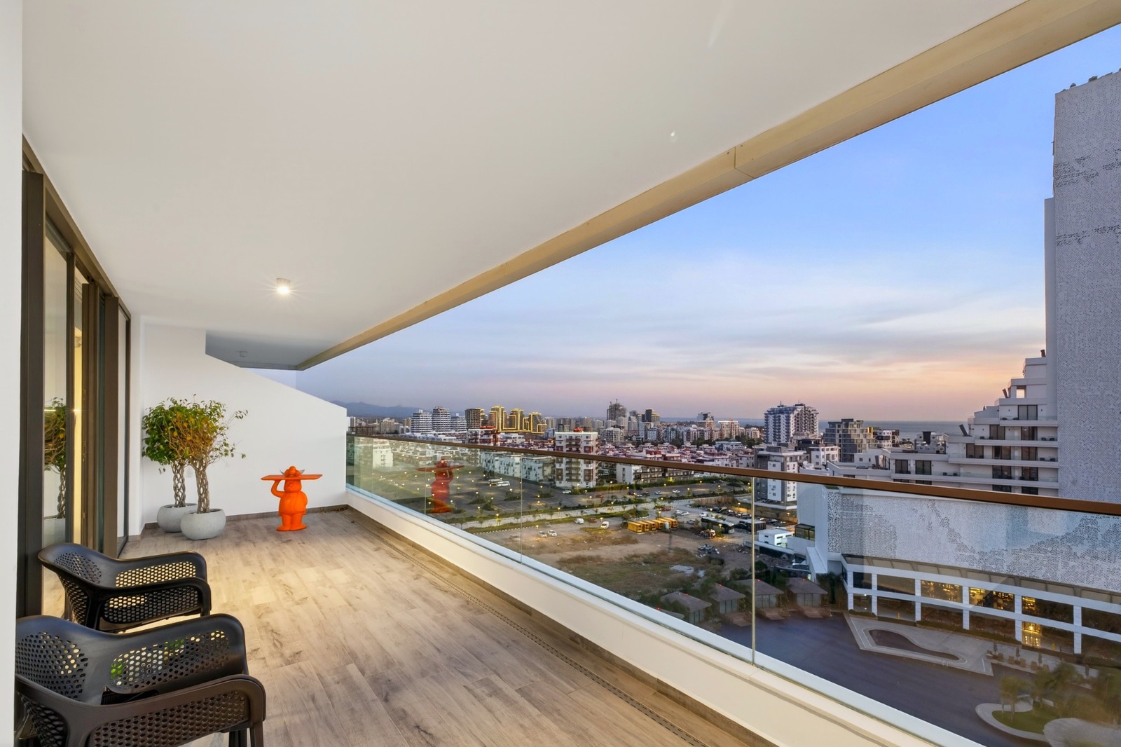 İskele Long Beach – Casino & Sonsuzluk Havuzlu Lüks Rezidans | 2+1 Deniz Manzaralı, %8 Kira Garantili 6